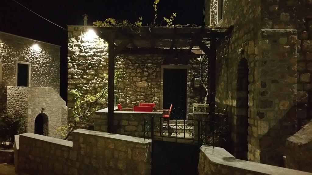 Avgonima All Seasons Hotel Exterior photo